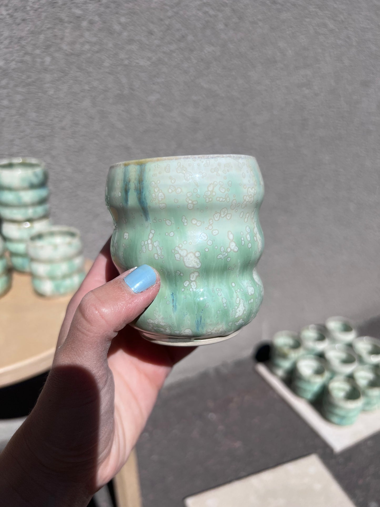 Grön bubblig mugg (de andra fyra, mer gröna)